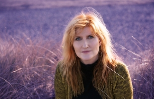 Eddi Reader